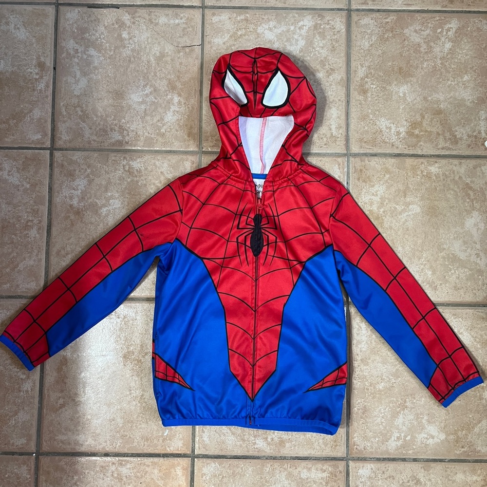 Spider man hoodie jacket size 7